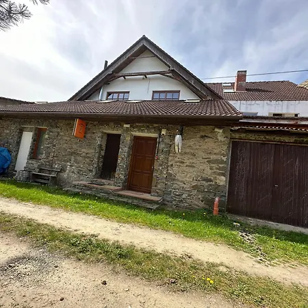 Belice 68 Neveklov Guest house *